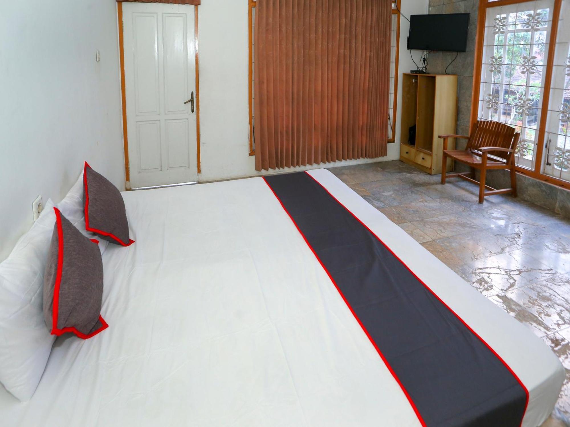 Hotel O Puncak Bogor Near Taman Safari Exterior photo